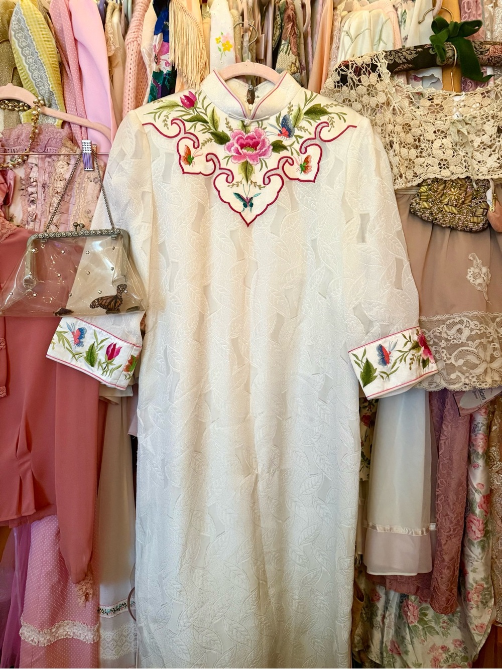 Vintage 70s Style Embroidered White Floral Midi Dress with Mandarin Collar